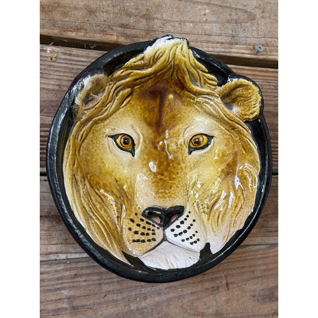 Vintage Italian Glazed Terracotta Lion Wall Plate | Sculptural Ceramic Wall Art For Sale In Naples, FL - Image 6 of 11