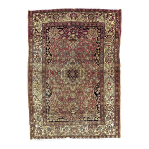 Antique Persian Rug. 4'8"x 6'8"