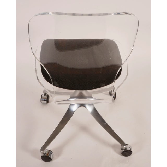 Hill Manufacturing Co. 1970s Lucite and Aluminum Based Swivel Office Chair by Hill Manufacturing For Sale - Image 4 of 12