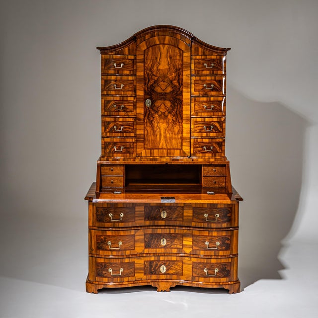 Baroque Slant-Front Secretary in Walnut, Mid-18th Century For Sale - Image 5 of 12