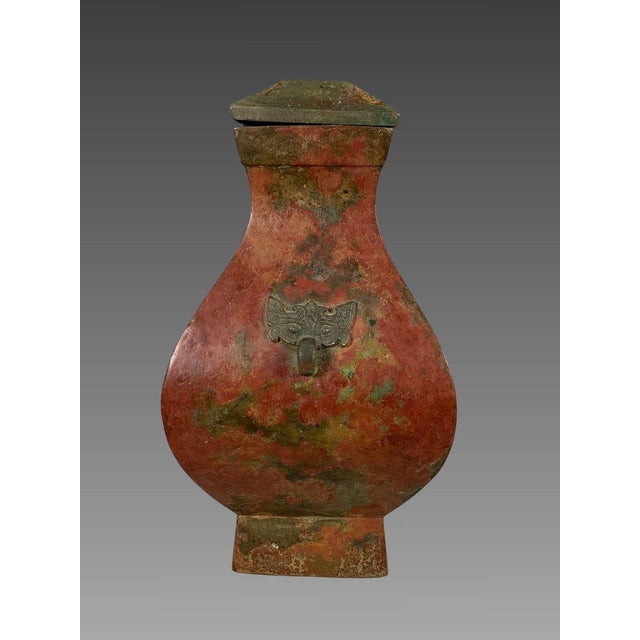 Polychrome terracotta vase, HU dynasty, earlier HAN dynasty (206 BC-220 AD), antique China For Sale - Image 6 of 9