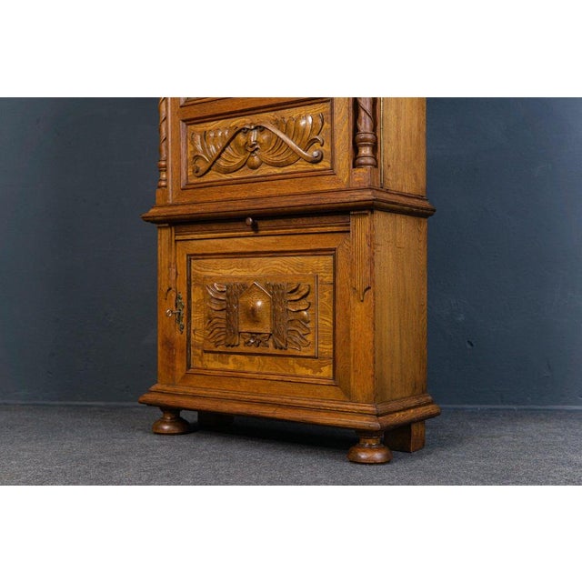 Wilhelminian Display Cabinet in Oak For Sale - Image 16 of 18