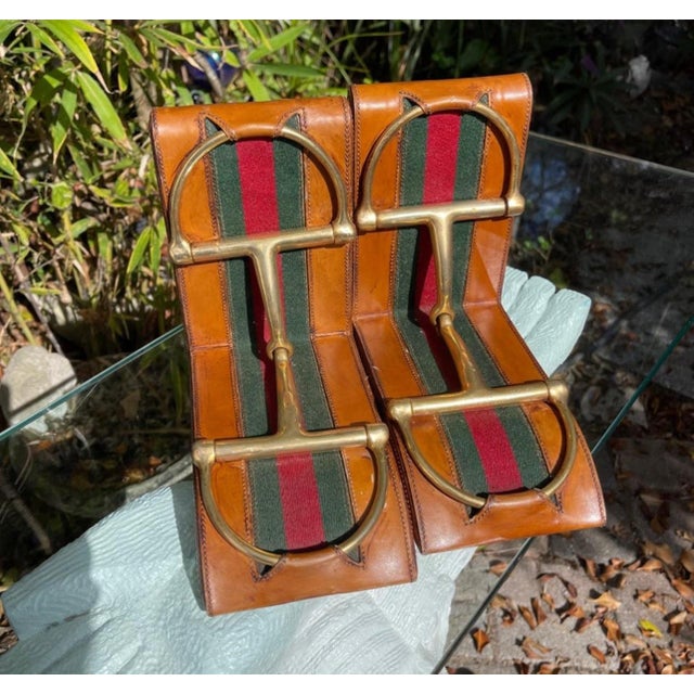 Gold 1970s Gucci Gold Plated Snaffle Bit Leather Bookends - A Pair For Sale - Image 8 of 11
