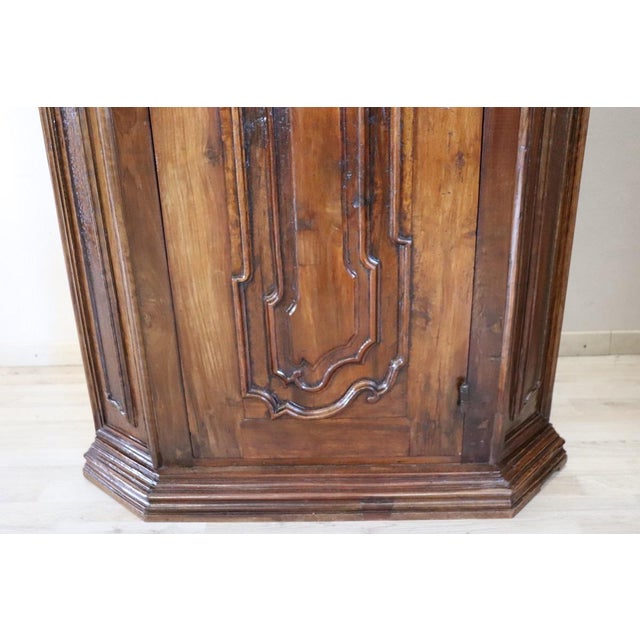 Antique Walnut Corner Cabinets, 1600s, Set of 2 For Sale - Image 6 of 18