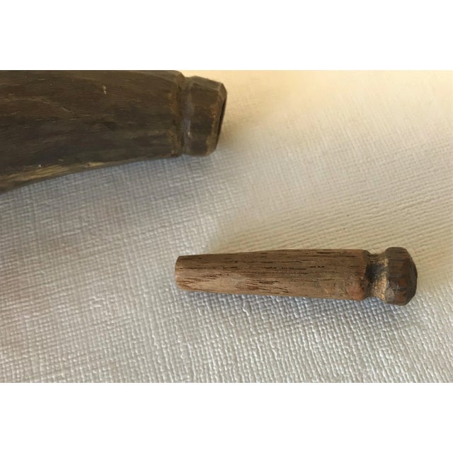 Brown Early 19th Century Gun Powder Horn With Original Carved Pin For Sale - Image 8 of 12