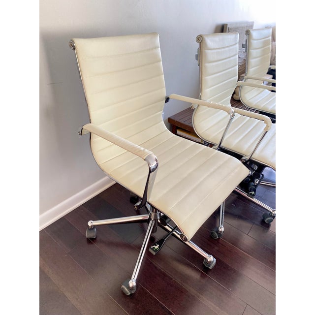 Kimball Mid Century Style Alumma White Conference Chairs With Pneumatic