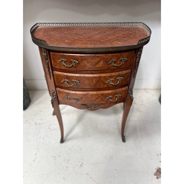 Louis XV Style Marquetry Half-Moon Commode with Cube Base, 1900s For Sale - Image 4 of 11