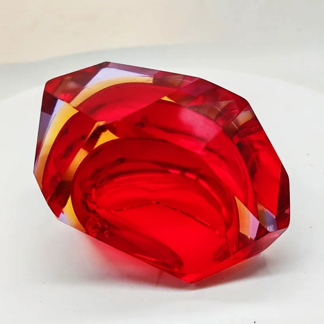 Asymmetric Square Ashtray in Murano Glass attributed to Flavio Poli for Seguso, Italy, 1960s For Sale - Image 9 of 10