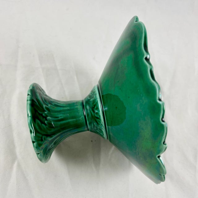 Green Acanthus Leaf Green Glazed English Majolica Pedestal Vide-Poche For Sale - Image 8 of 11