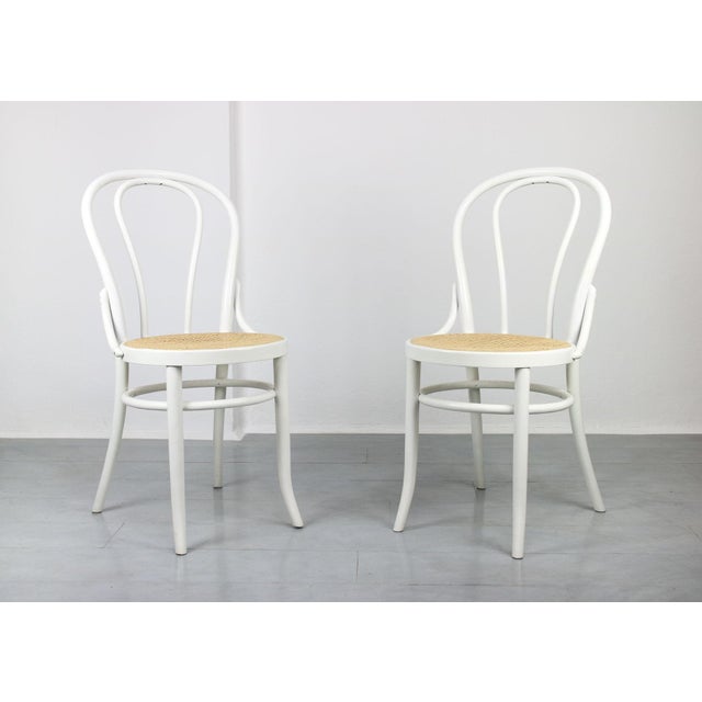 No. 18 White Chairs attributed to Michael Thonet, Set of 4, in Restored conditions. Designed before 1890 This piece is...