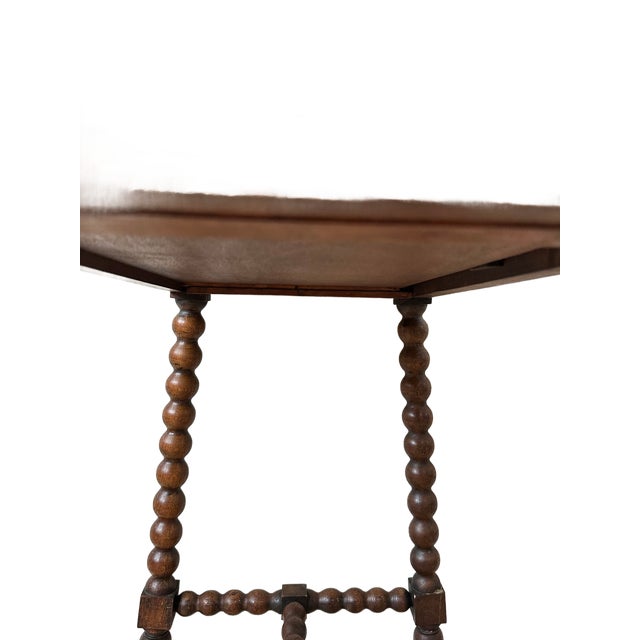 Late 19th Century English Turned Leg Walnut Side Table For Sale - Image 4 of 8