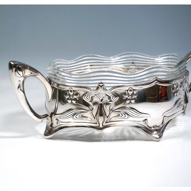 Art Nouveau Silver Jardiniere with Glass Insert from Koch & Bergfeld, Germany, 1900s For Sale - Image 4 of 9