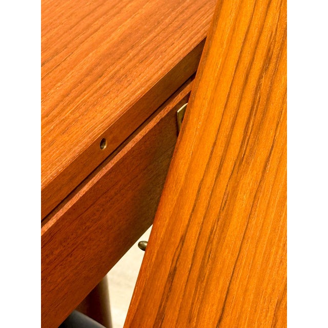 Vintage Extending Oval Dining Set by Tom Robertson for McIntosh, 1960s, Set of 5 For Sale - Image 12 of 14