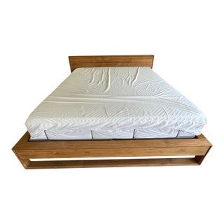 Ethnicraft Nordic II Bed (King / Oak) For Sale