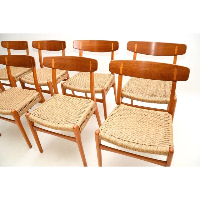 Carl Hansen & Søn Vintage Danish CH-23 Dining Chairs attributed to Hans Wegner for Carl Hansen, 1960s, Set of 8 For Sale - Image 4 of 12