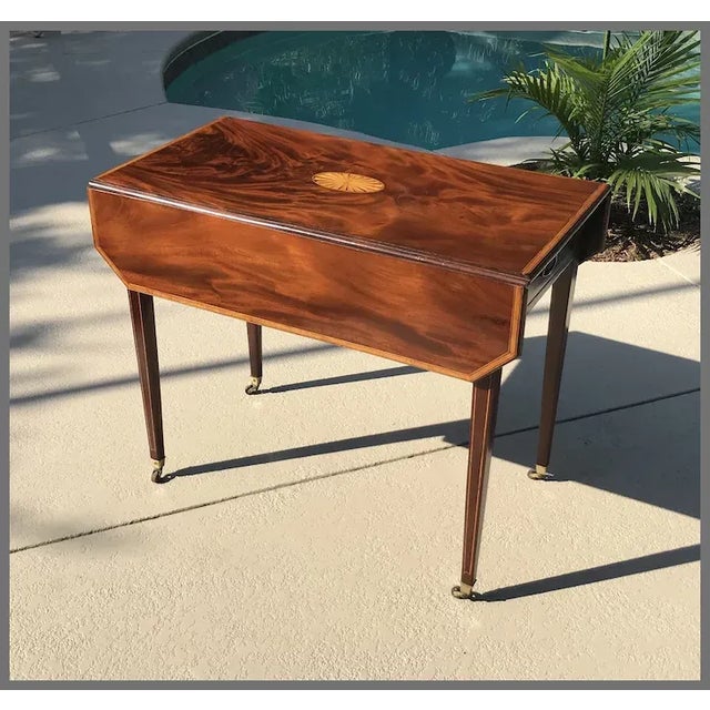 Early 19th Century Circa 1800 English Pembroke Table For Sale - Image 5 of 12