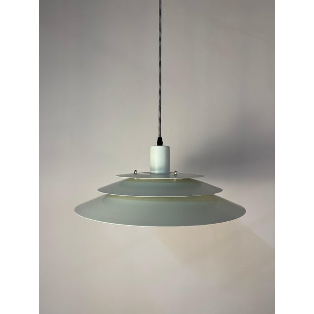 White Louvered Lamp with Marbled Glass from Jeka For Sale - Image 4 of 11