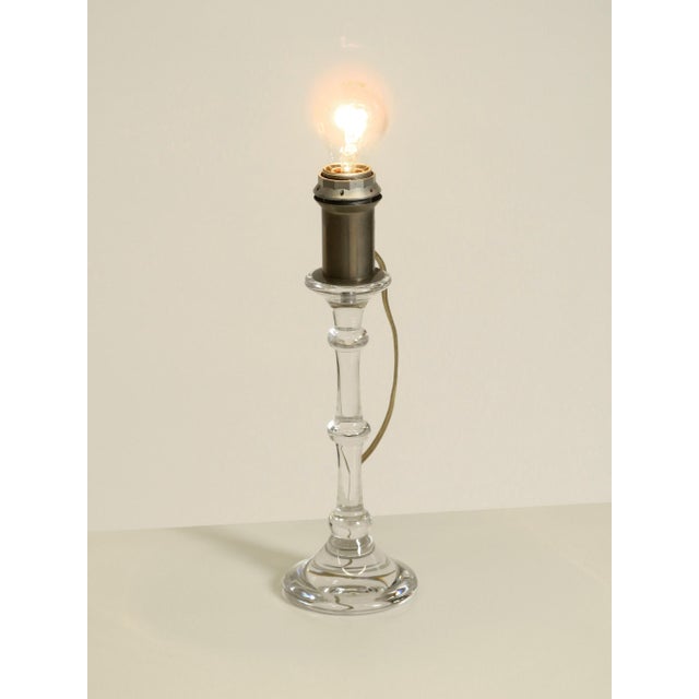 1960s Tiffany Table Lamp in Glass by Ingo Maurer for Design M, 1960s For Sale - Image 5 of 15