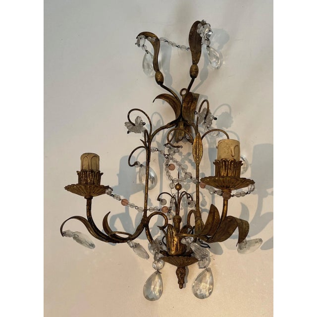 1940s 1940 Wall Lights in Gilded Metal and Crystals in the Style of Maison Baguès - A Pair For Sale - Image 5 of 12