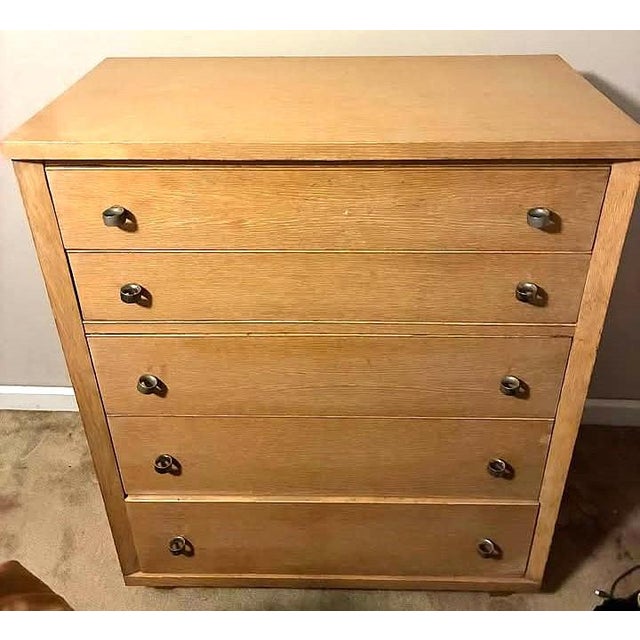 Mid-Century Modern Mid 20th Century Kent-Coffey 'The Captor' Limed Oak 5-Drawer Dresser - Mid-Century Modern Collectible For Sale - Image 3 of 4