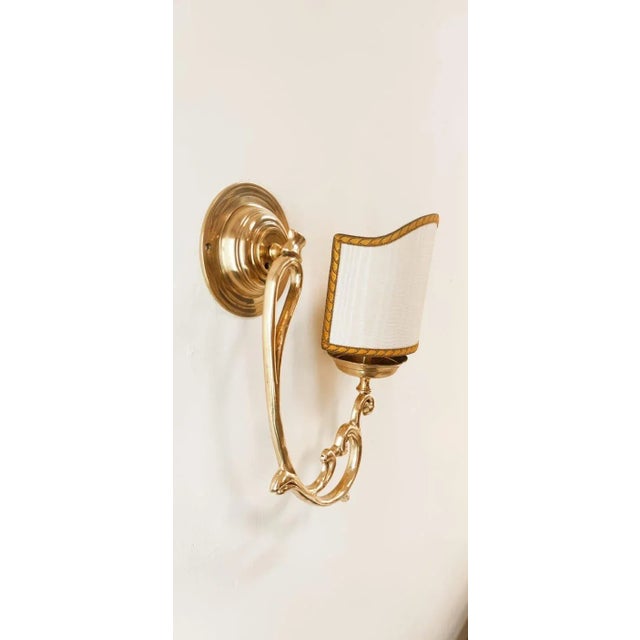 Left Crushed Brass Wall Light with Fan, in Flawless conditions. Designed 1980 to 1989 Up to 250V (Europe/UK Standard).The...