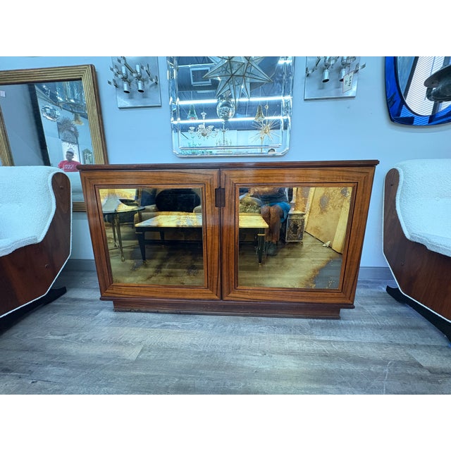 Paolo Buffa 1960s Italian Modern Credenza With Mirrored Doors For Sale - Image 4 of 13
