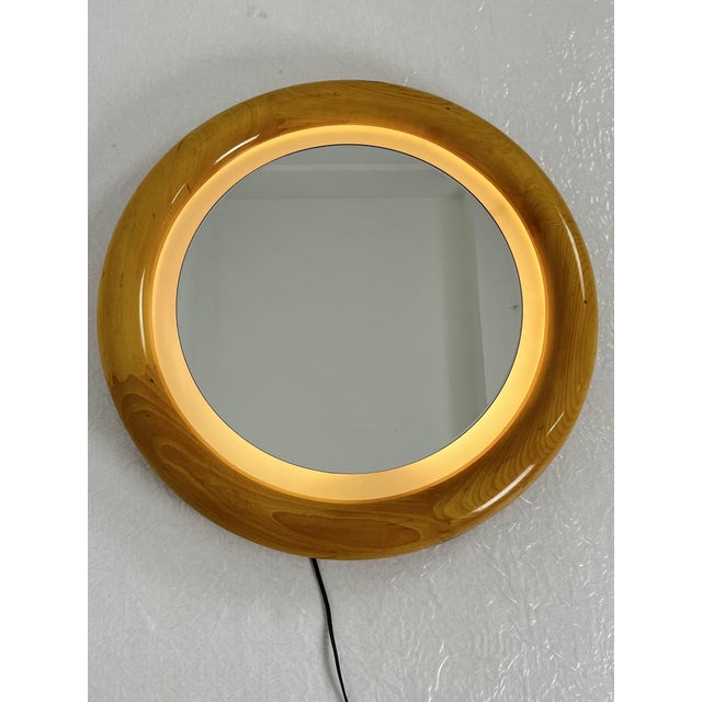 Beige Backlit Circular Wall Mirror, Italy, 1970s For Sale - Image 8 of 8