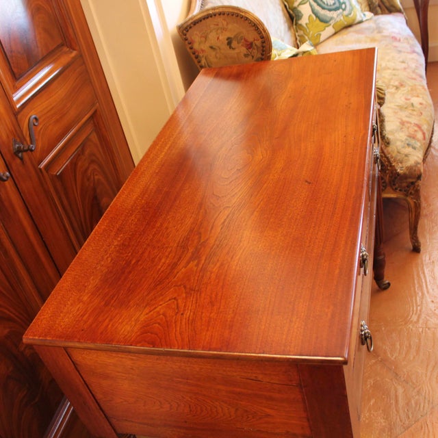 American New England Sheraton Serving Table, 19th Century For Sale - Image 13 of 16