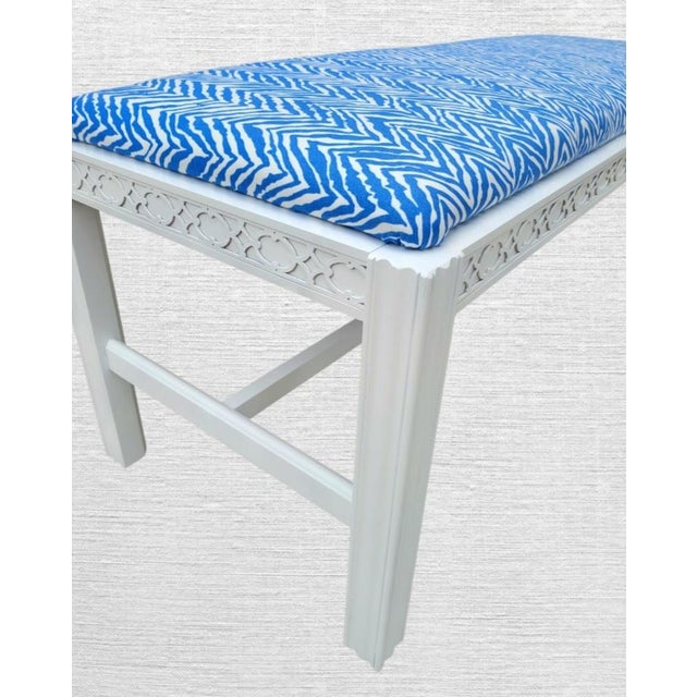 American of Martinsville Vintage Customized American of Martinsville White Fretwork Blue Zebra Print Regency Bench For Sale - Image 4 of 9