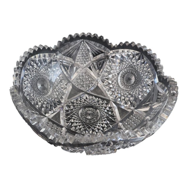 American Brilliant Period Cut Crystal Bowl – 10” Sawtooth Rim, Deep Hobstar & Strawberry Diamond Cutting, C. 1900–1915 For Sale