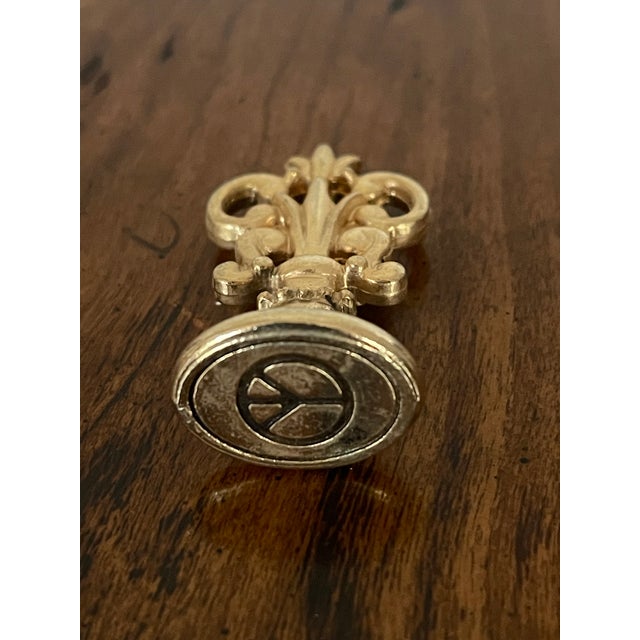 American Mid 20 Th Century Bronze Stamp Seal Peace Sign For Sale - Image 3 of 3