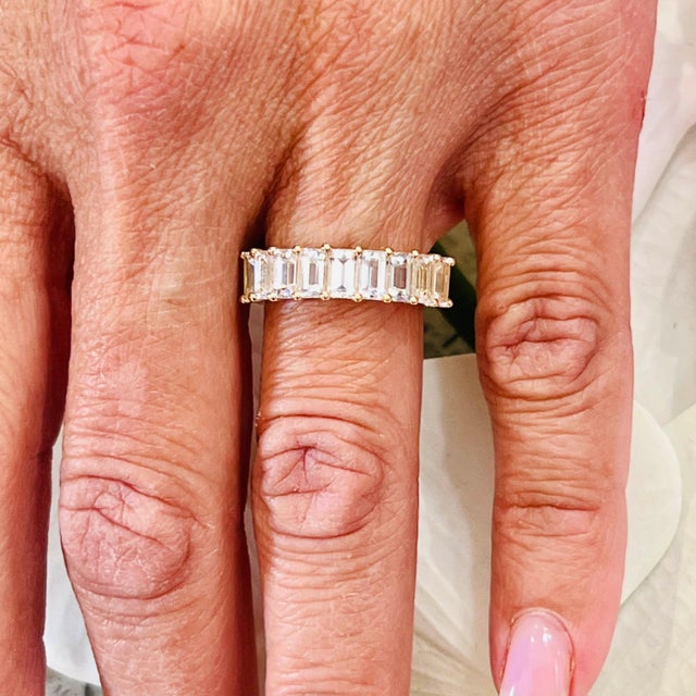 Traditional Natural White Sapphire Ring 14k W Gold 4.32 TCW Certified For Sale - Image 3 of 7