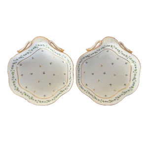 18th Century Paris Porcelain Sprig Cornflower Shell Shape Dishes by Guerhard Et Dihl- a Pair