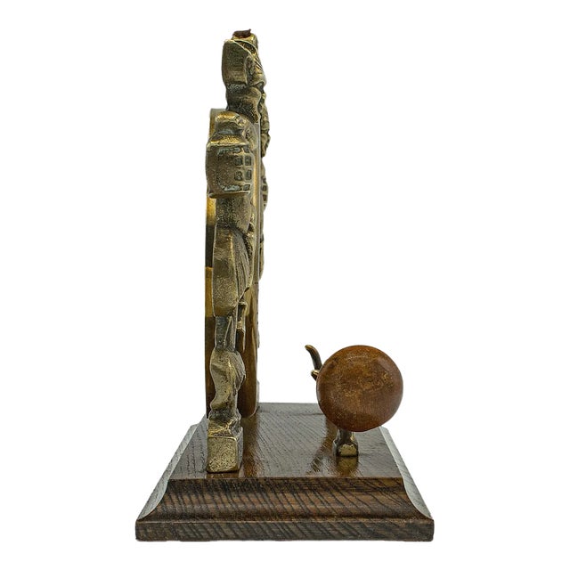 1900s Victorian Antique Cornish Pixie Gong, English, Brass, Oak, Dinner Chime For Sale