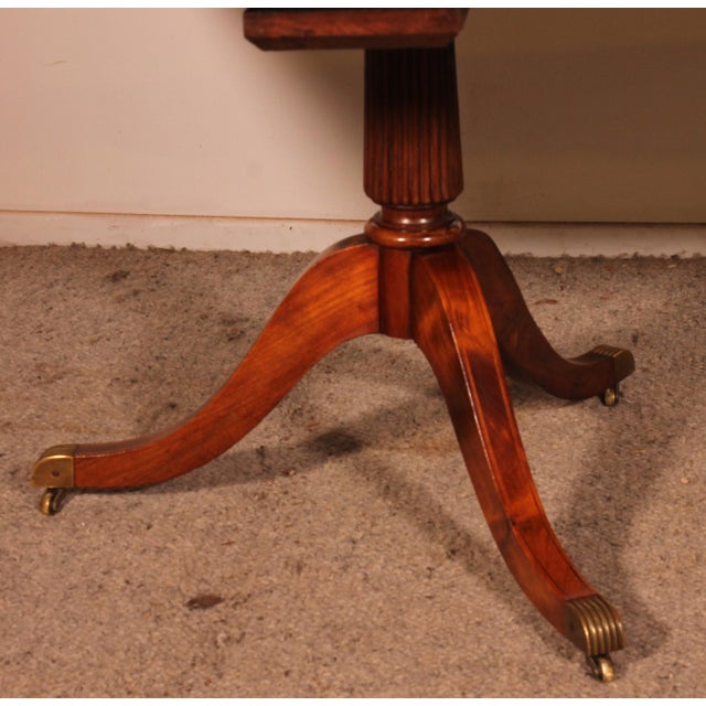 English Tripod Dining Table in Mahogany, 19th Century For Sale - Image 5 of 12