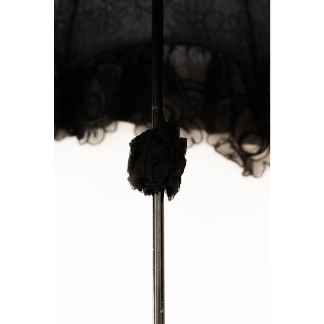 Parasol in Silk and Fabric, 1920s For Sale - Image 10 of 18