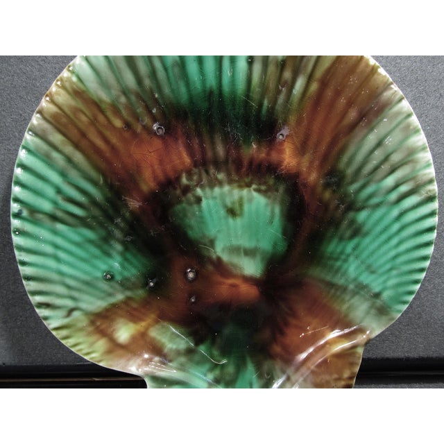 Antique C1870 Szy Wedgwood Majolica Scallop Shell Plate (Plate #1) For Sale - Image 4 of 9