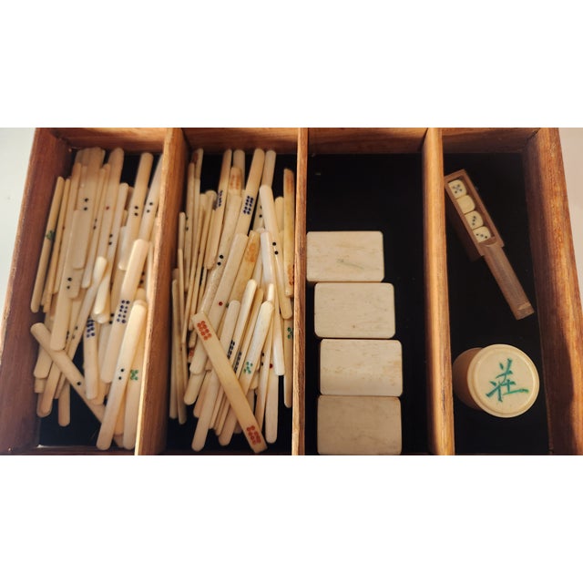 Museum-Quality Antique Mahjong Set From the 1920s in Bone and Bamboo For Sale - Image 17 of 18