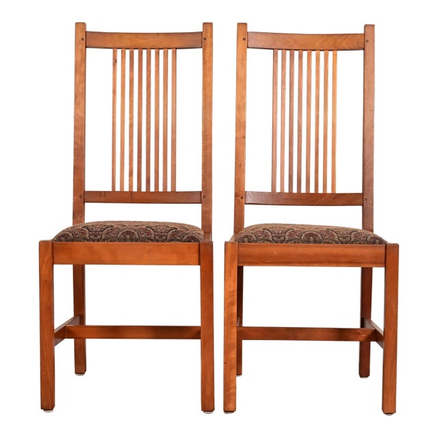 Stickley Mission Arts & Crafts Cherry Wood Spindle Back Side Chairs or Dining Chairs, Pair For Sale