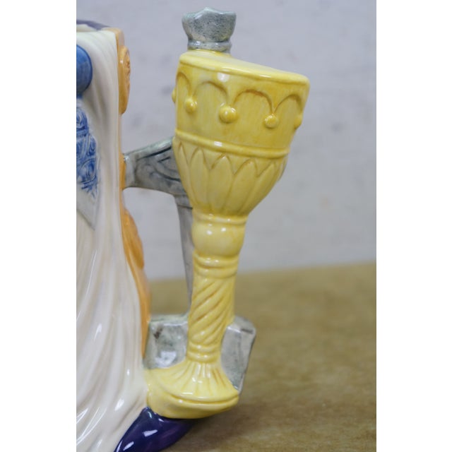American Royal Doulton Lovers King Arthur & Guinevere Two Face Toby Character Jug For Sale - Image 11 of 11