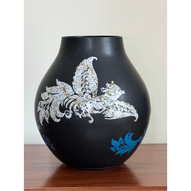 PRODUCT OVERVIEW This highly collectible IKEA PS Jonsberg ceramic vase was designed by celebrated Dutch industrial...