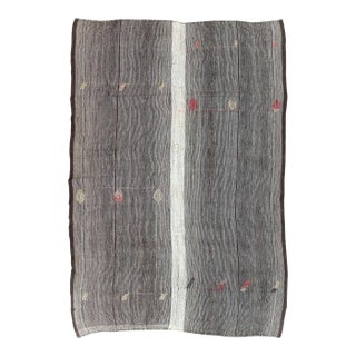 Galerie Shabab Collection Mid-20th Century Handmade Turkish Flatweave Kilim Accent Rug For Sale