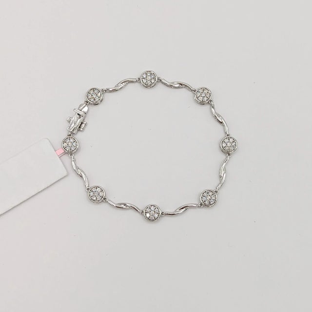 White Diamond Bezel Cluster Bracelet in 14K White Gold For Sale - Image 4 of 6