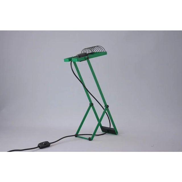 Mid-Century Modern Sintesi Table Lamp in Green by Ernesto Gismondi for Artemide, 1970s For Sale - Image 3 of 9