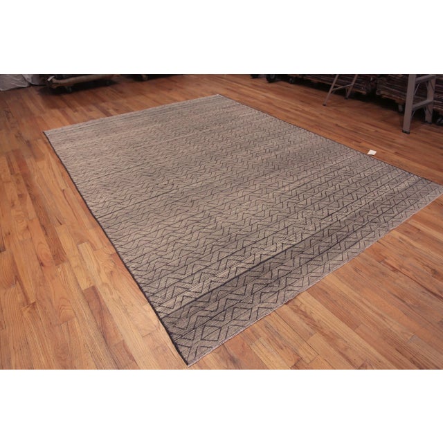 Geometric Modern Contemporary Gray Rug, Country of origin: Central Asia, Circa date: Modern Rugs