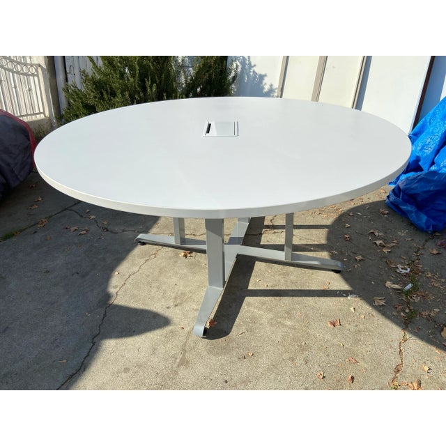 Modern Enwork Modern Round Conference Table For Sale - Image 3 of 12