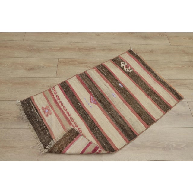 1950s 1950s Southwestern Rustic & Primitive Striped Small Rug For Sale - Image 5 of 13