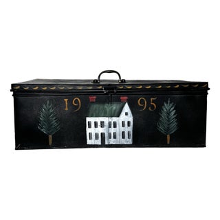 Vintage Early American Folk Art Toleware “1995“ Hand-Painted Black Metal Lidded Box, Red, White, Green For Sale