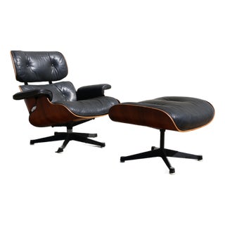 1960s Herman Miller Eames Lounge Chair & Ottoman in Brazilian Rosewood and Black Leather For Sale