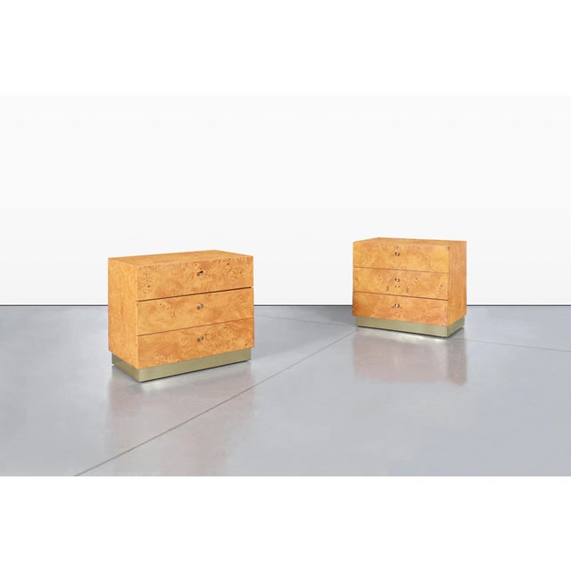 1970s Mid-Century Modern Burl Wood and Brass Nightstands by Founders for Thomasville For Sale - Image 5 of 15